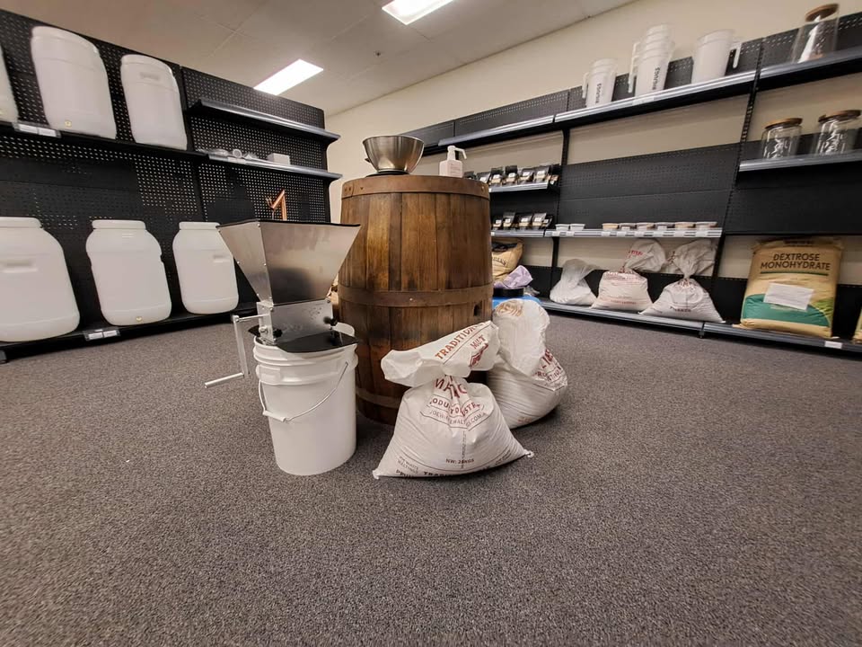 Top Brew Home Brew Supply Store | Underground Carpark, Shop 21/30 Cypress St, Redland Bay QLD 4165, Australia | Phone: 0421 855 307