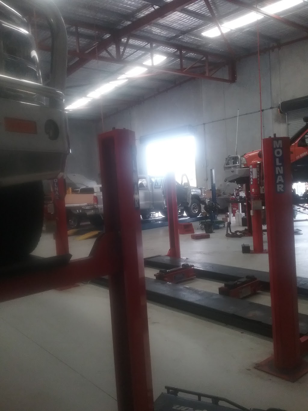 F Trucks WA | car repair | 76 Mordaunt Circuit, Canning Vale WA 6155, Australia | 0894565033 OR +61 8 9456 5033
