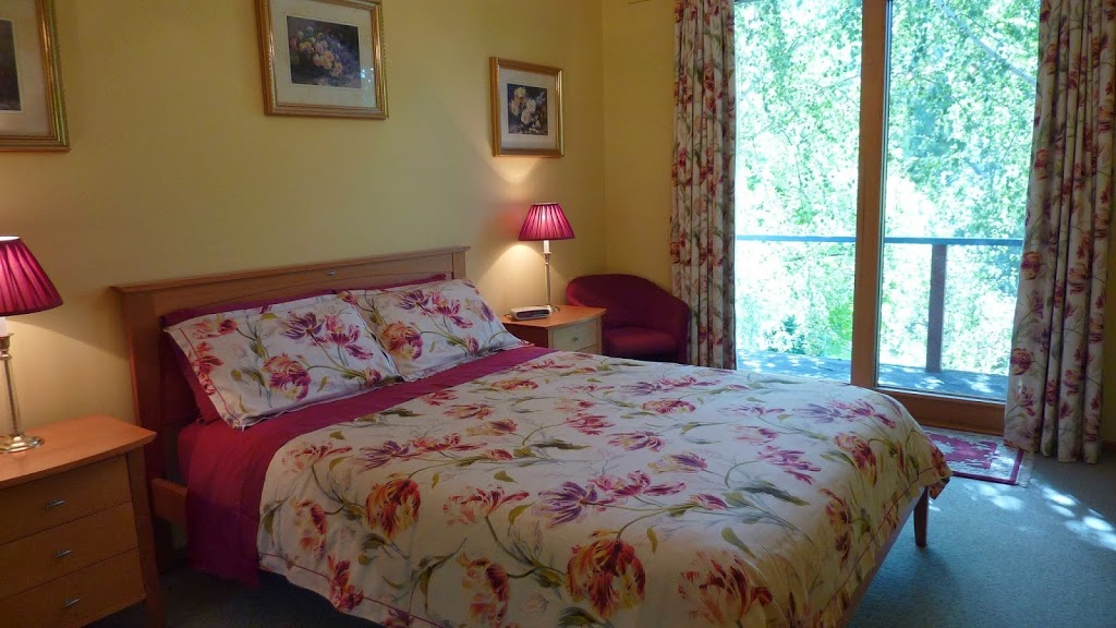 Mast Gully Gardens Bed & Breakfast | lodging | 20 Dealbata Rd, Upwey VIC 3158, Australia | 0397525275 OR +61 3 9752 5275