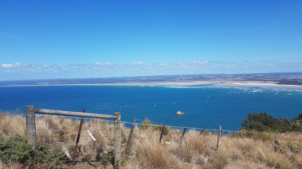 Tatlows Beach Lookout | The Nut Summit Cct, Stanley TAS 7331, Australia