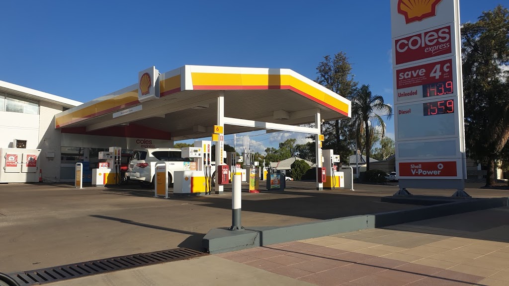 Coles Express | gas station | 10 McLean St, Goondiwindi QLD 4390, Australia | 0746711793 OR +61 7 4671 1793