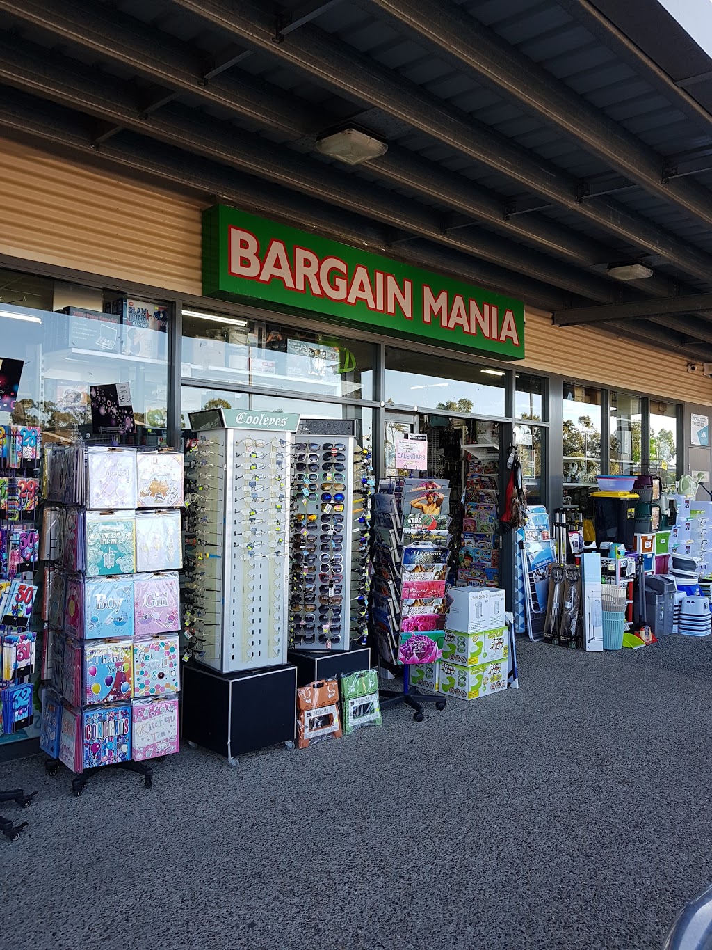 Bargain Mania | store | 15 Pub Ln, Greenbank QLD 4124, Australia | 0732977781 OR +61 7 3297 7781