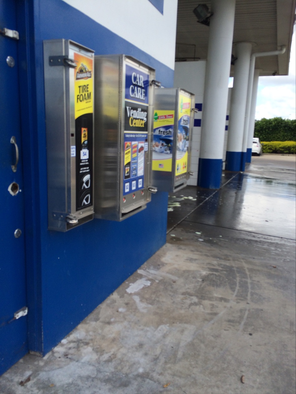 Freedom Fuels Eight Mile Plains | gas station | 2494 Logan Rd, Eight Mile Plains QLD 4113, Australia | 0732198600 OR +61 7 3219 8600