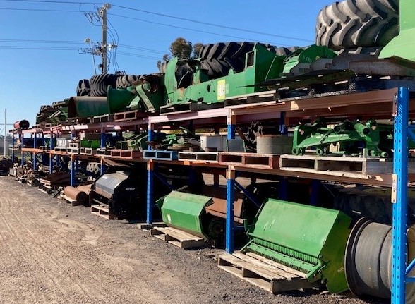 Murray Mallee Machinery | 195 Karinie St, Swan Hill VIC 3585, Australia | Phone: (03) 5033 1999 Murray Mallee Machinery | 195 Karinie St, Swan Hill VIC 3585, Australia | Phone: (03) 5033 1999