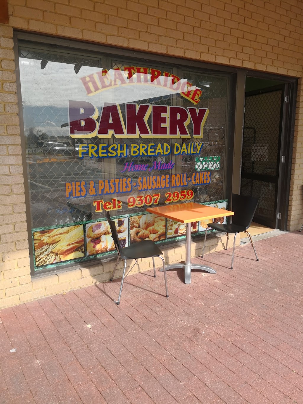 Heathridge Bakery | bakery | Caridean St, Heathridge WA 6027, Australia | 93072959 OR +61 93072959