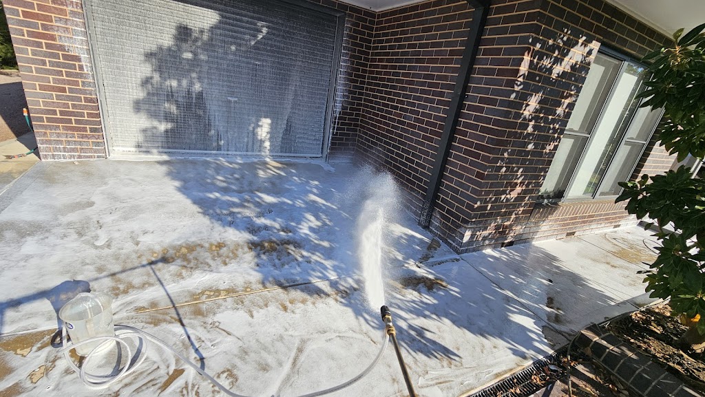 Narrandera Gutter Cleaning | 4 Bells Rd, Narrandera NSW 2700, Australia | Phone: 0487 521 312