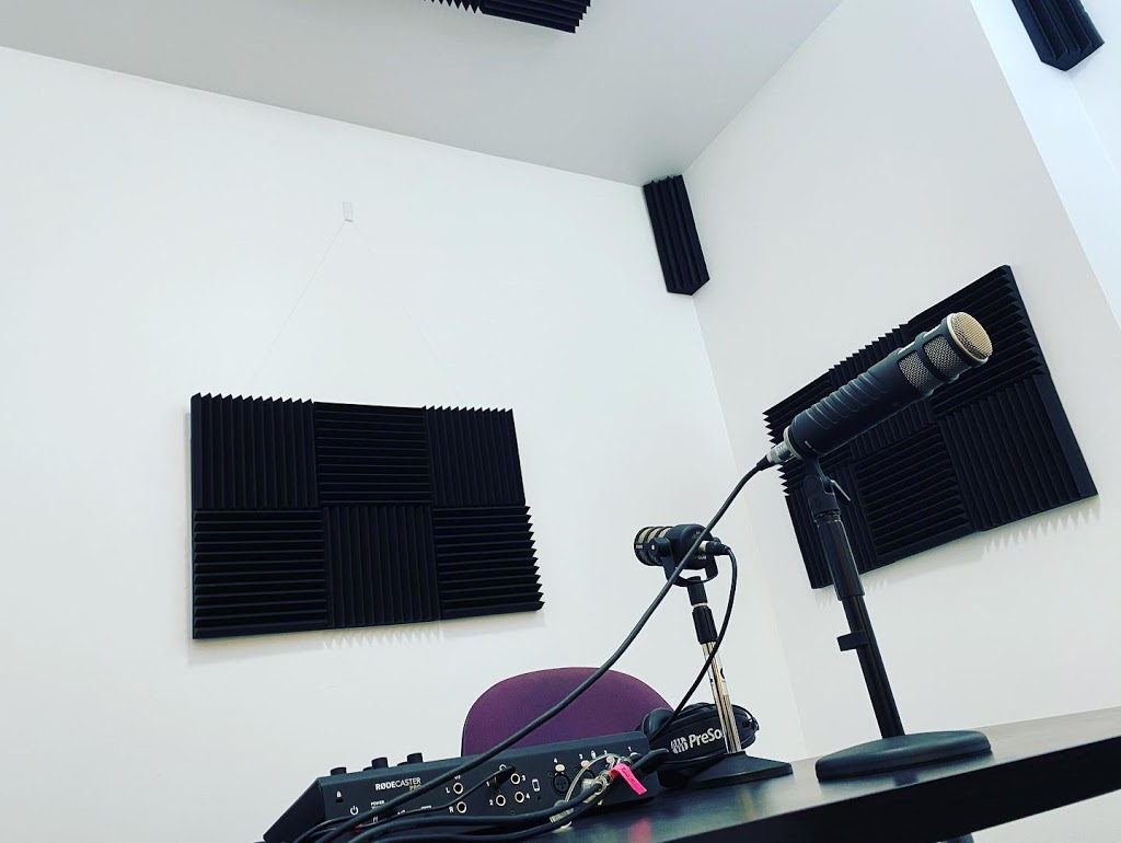 iD Podcast Studio | 112 Percival Ln W, Stanmore NSW 2048, Australia | Phone: (02) 8003 5552