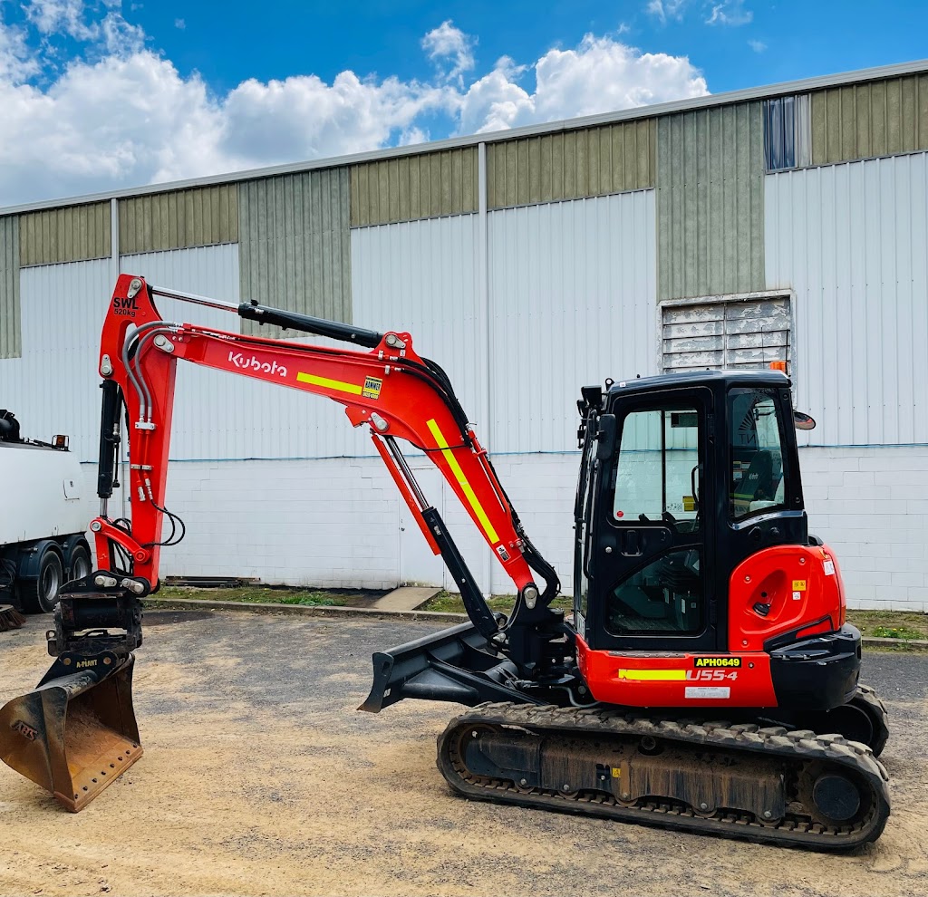 A-Plant | Plant Hire Specialists Brisbane Gold Coast QLD | 366 Burnside Rd, Gilberton QLD 4208, Australia | Phone: 1300 014 000