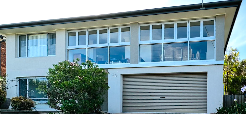 Hughes Building | 66 Terence Ave, Lake Munmorah NSW 2259, Australia | Phone: 0401 260 541