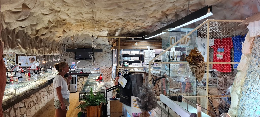 Opal Cave | jewelry store | 51 Morilla St, Lightning Ridge NSW 2834, Australia | 0456209333 OR +61 456 209 333