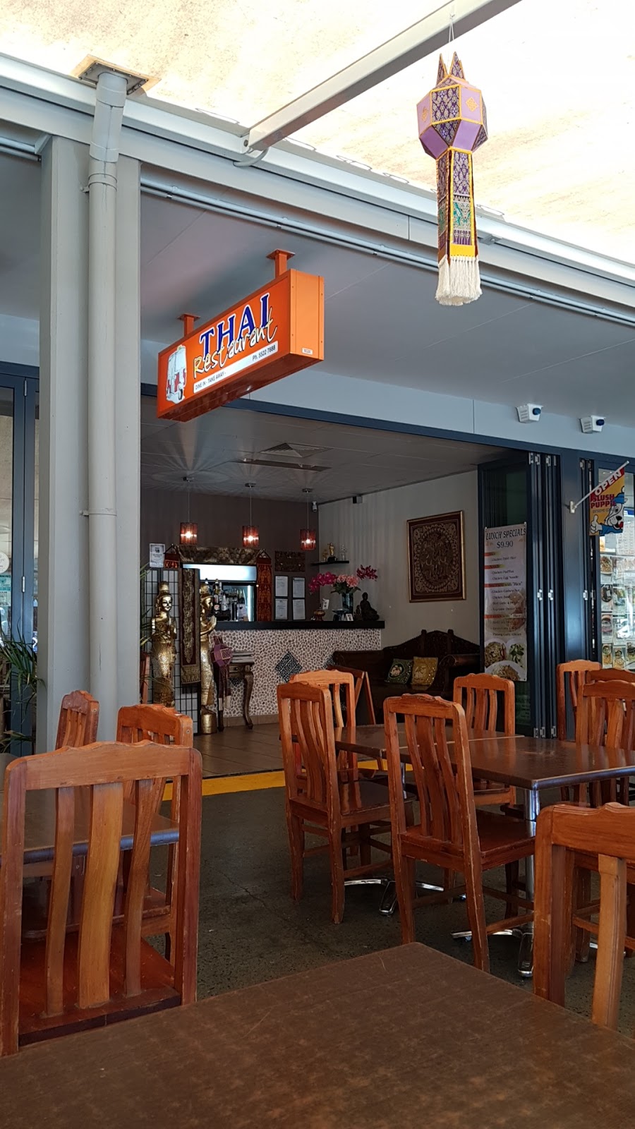 Worongary Thai Restaurant | 14/1 Mudgeeraba Rd, Worongary QLD 4213, Australia | Phone: (07) 5522 7888