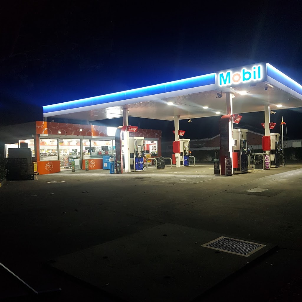Mobil Appin | gas station | 136 Appin Rd, Appin NSW 2560, Australia | 0246221660 OR +61 2 4622 1660