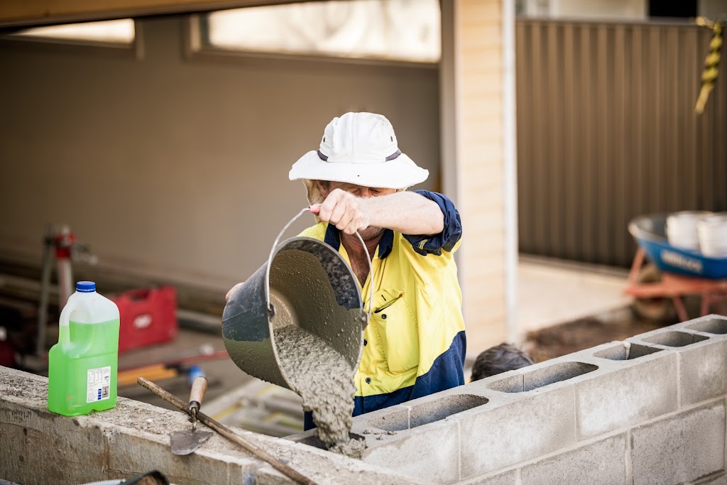Concrete Taxi Mackay | 972 Bruce Hwy, Farleigh QLD 4741, Australia | Phone: (07) 4837 1237