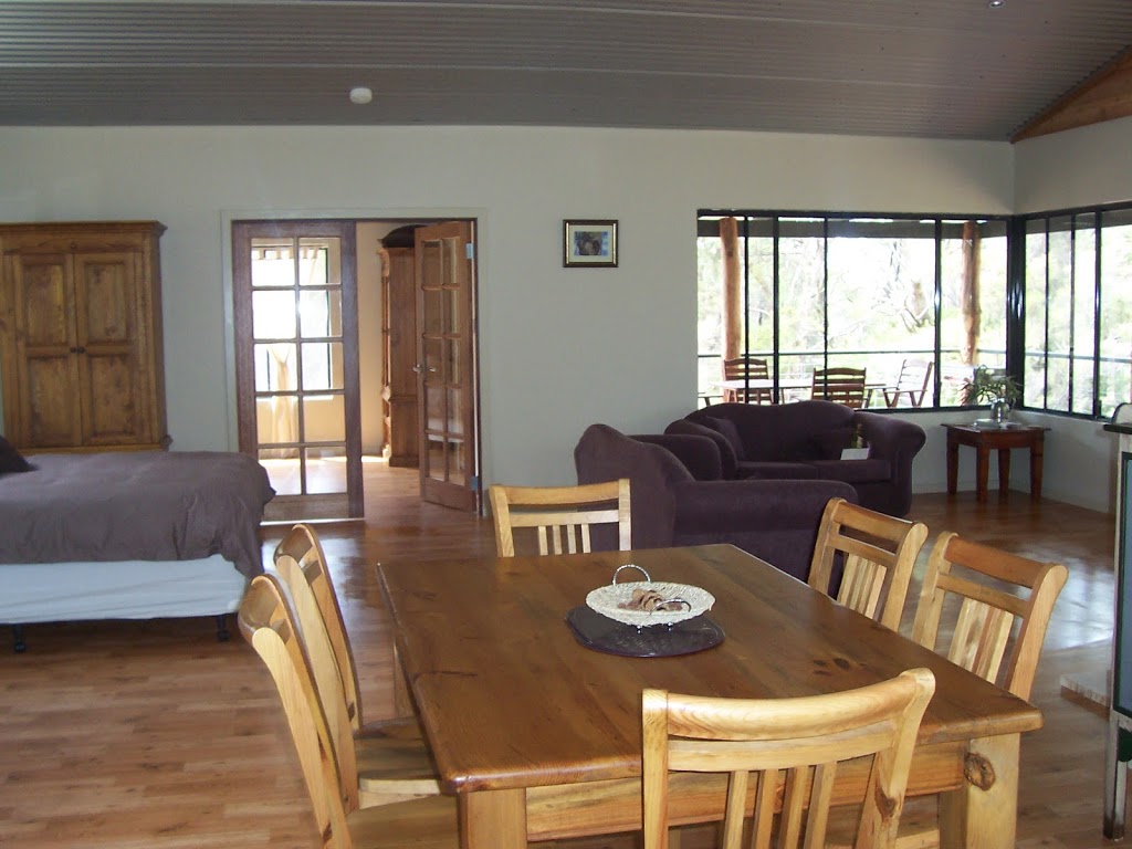 Silversprings Cottages | 100 Silverwood Rd, Metricup WA 6280, Australia | Phone: 0417 176 756