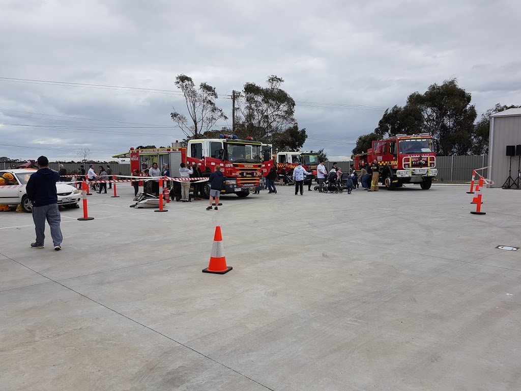 Carrum Downs Fire Station | fire station | 15 Wedge Rd, Carrum Downs VIC 3201, Australia | 0397821220 OR +61 3 9782 1220