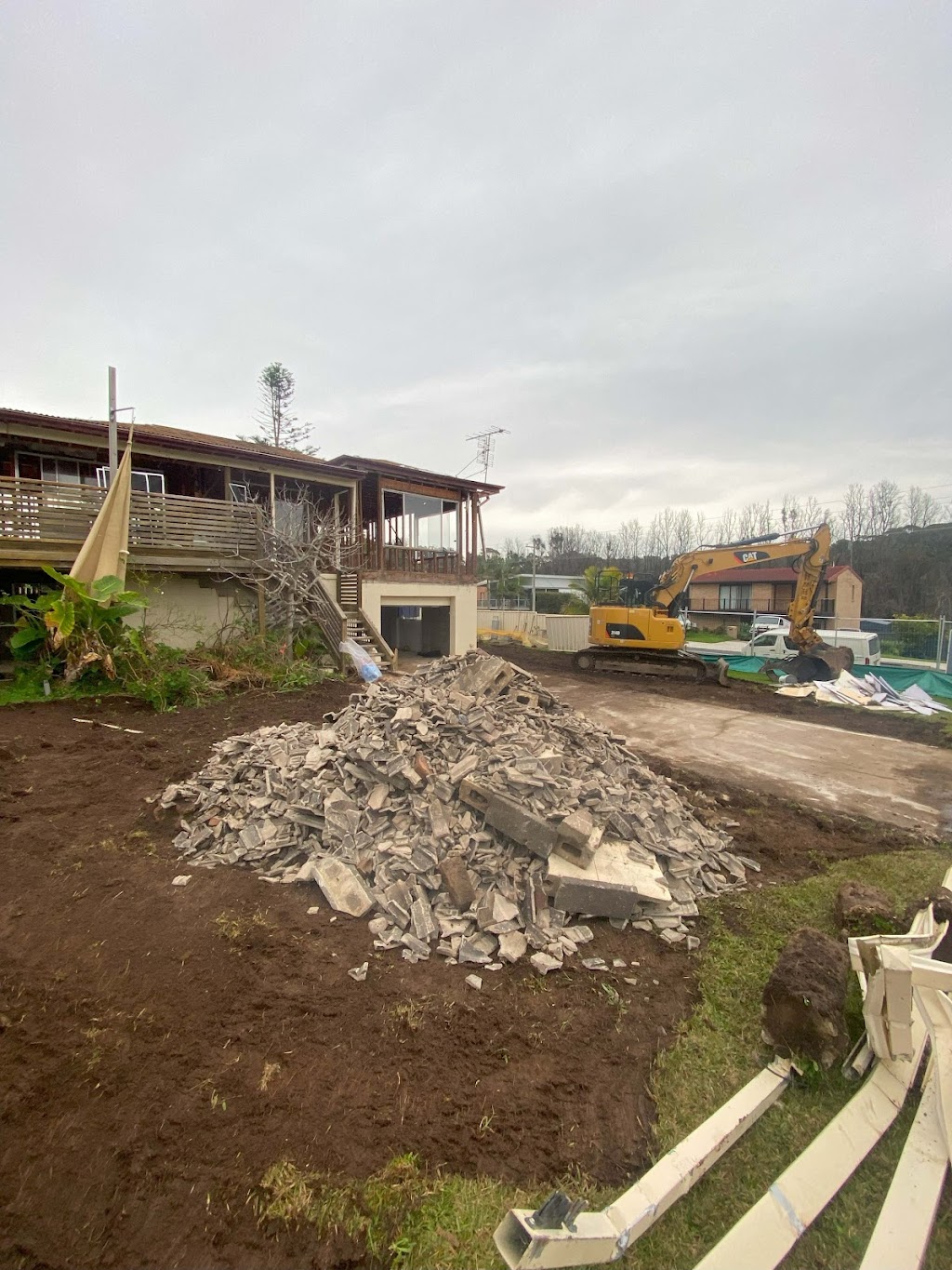 Rapid Demolition | 15 Gaudry St, The Oaks NSW 2570, Australia | Phone: 0491 174 084