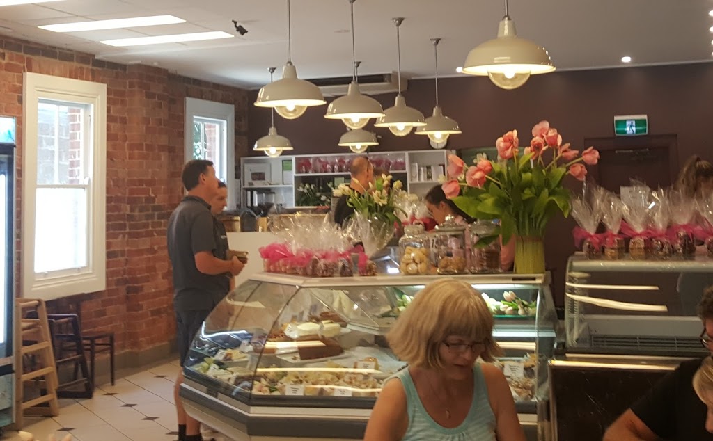 The Roses Cafe | 87-89 Comur St, Yass NSW 2582, Australia | Phone: (02) 6226 6622