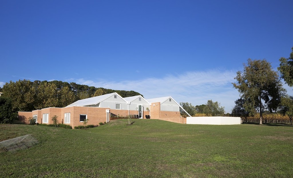 Glasshouse Villa | 57 Tubbarubba Rd, Merricks North VIC 3926, Australia | Phone: 0413 226 313