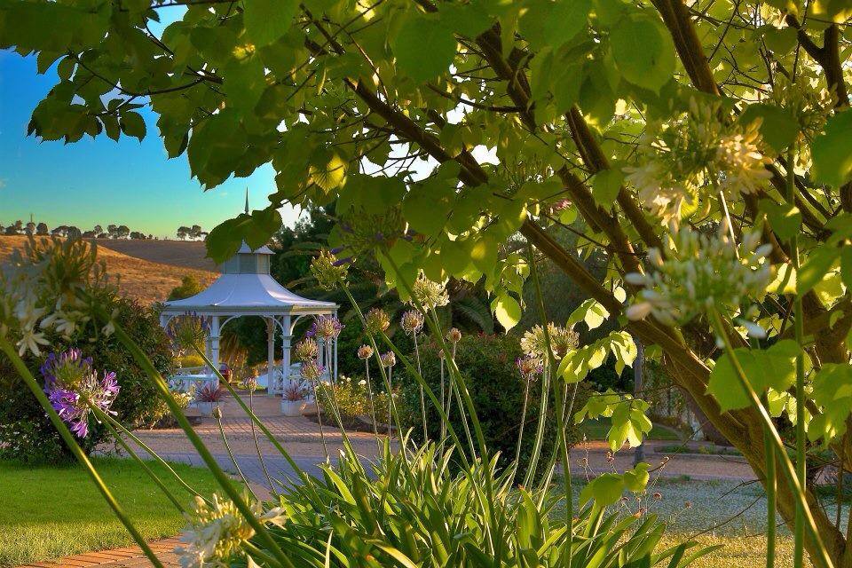 The Rendezvous Experience Weddings Venue | park | 322 Uley Rd, One Tree Hill SA 5114, Australia | 0882542996 OR +61 8 8254 2996