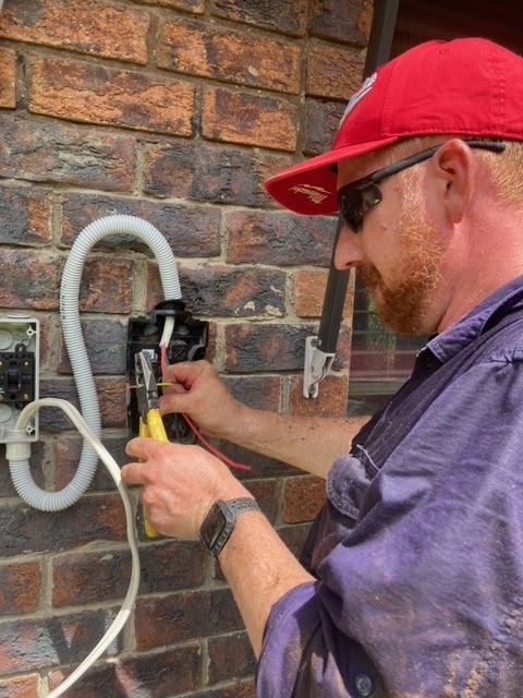 Mark Zeidler Electrical | 7 Nawalla Ct, Karana Downs QLD 4306, Australia | Phone: 0410 732 481