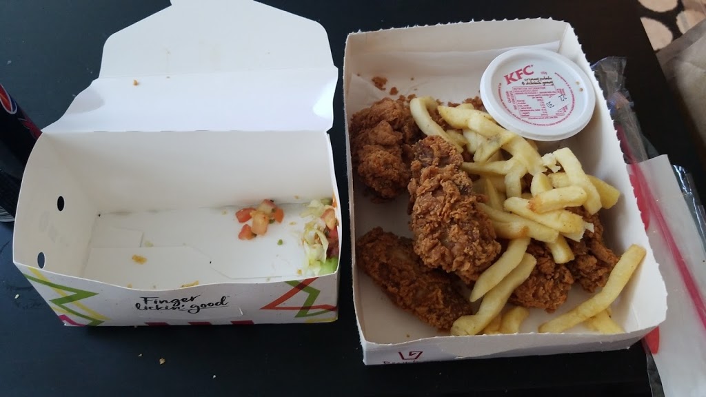 KFC Waterfront City Docklands | meal takeaway | Shop G03/10 Star Circus, Docklands VIC 3008, Australia | 0396021831 OR +61 3 9602 1831