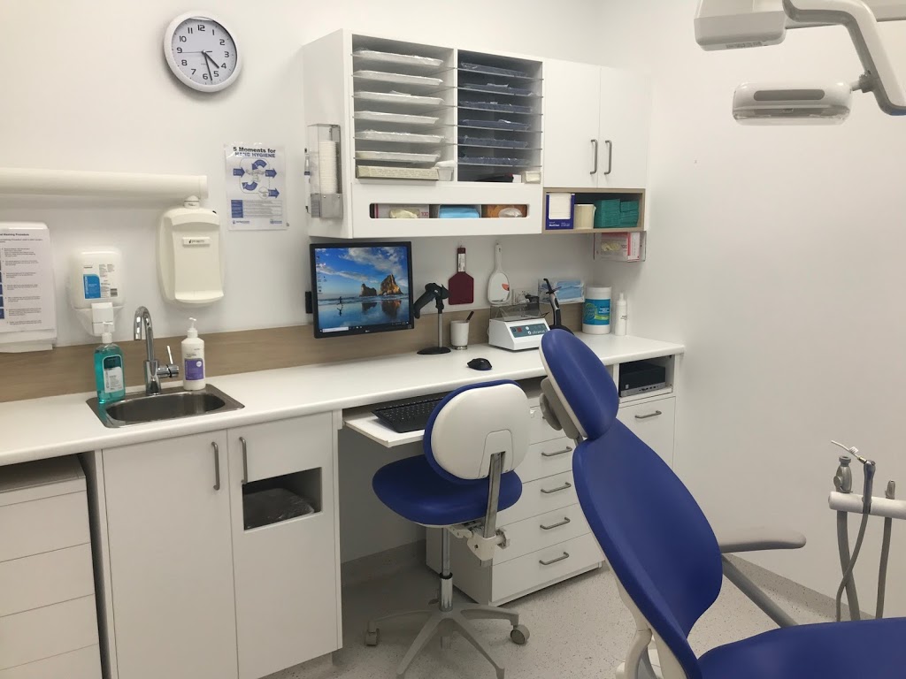 Pacific Smiles Dental, Runaway Bay | dentist | 10-12 Lae Dr, Runaway Bay QLD 4216, Australia | 0756177400 OR +61 7 5617 7400
