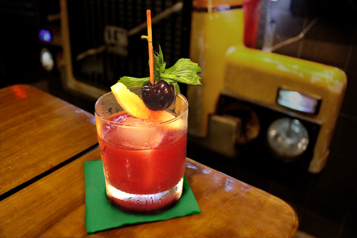 Knox Street Bar | 21 Shepherd St, Chippendale NSW 2008, Australia | Phone: (02) 8970 6443