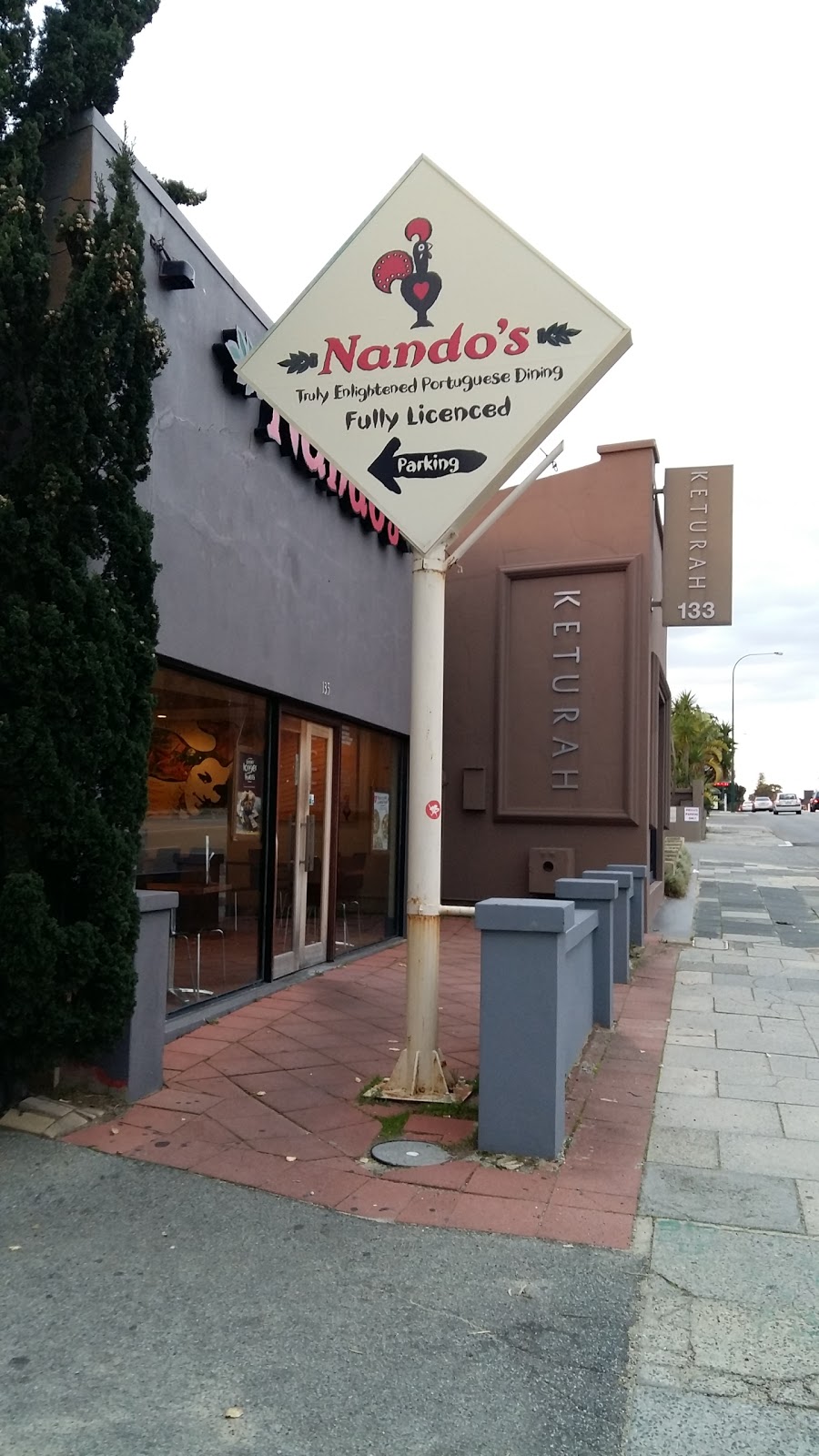 Nandos | restaurant | 135 Stirling Hwy, Nedlands WA 6009, Australia | 1300626367 OR +61 1300 626 367