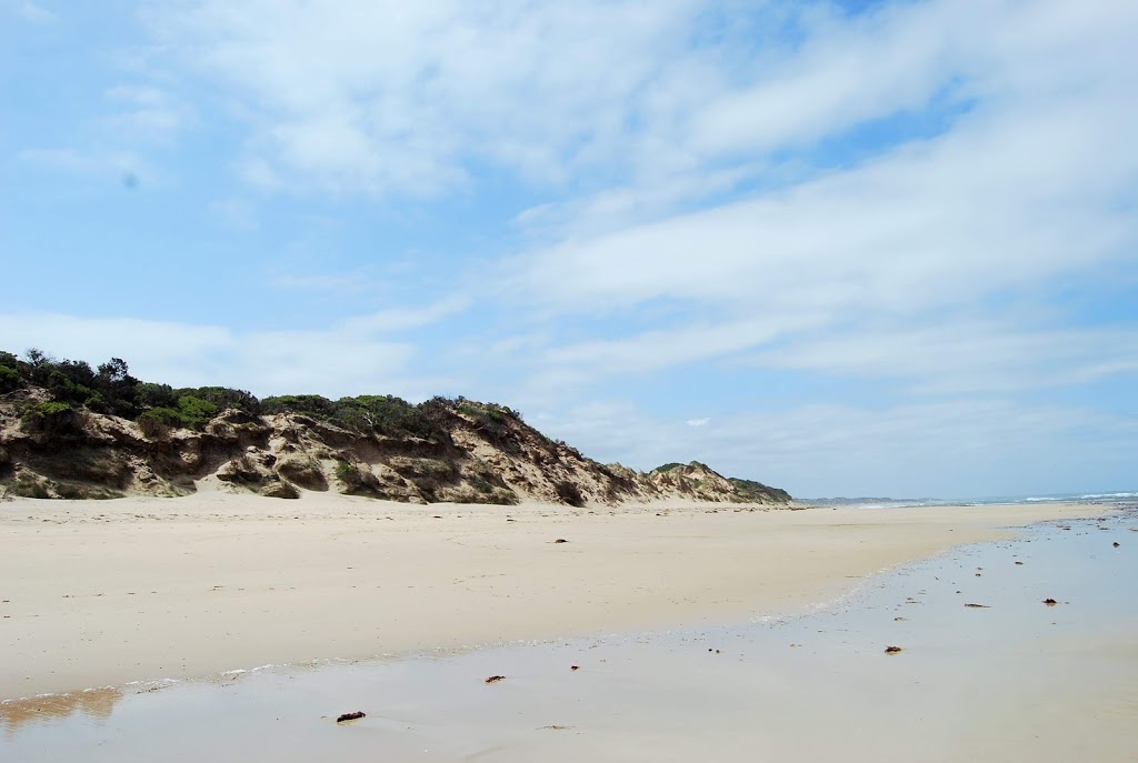 Point Impossible Beach | natural feature | Point Impossible Beach, 425 The Esplanade, Torquay VIC 3228, Australia | 1300614219 OR +61 1300 614 219