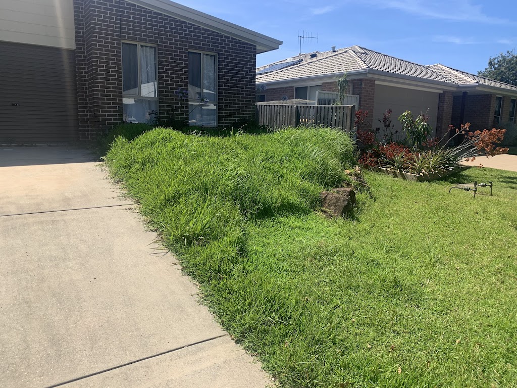 Mike’s Mowing | 4 Redbill Rise, Port Macquarie NSW 2444, Australia | Phone: 0438 775 255