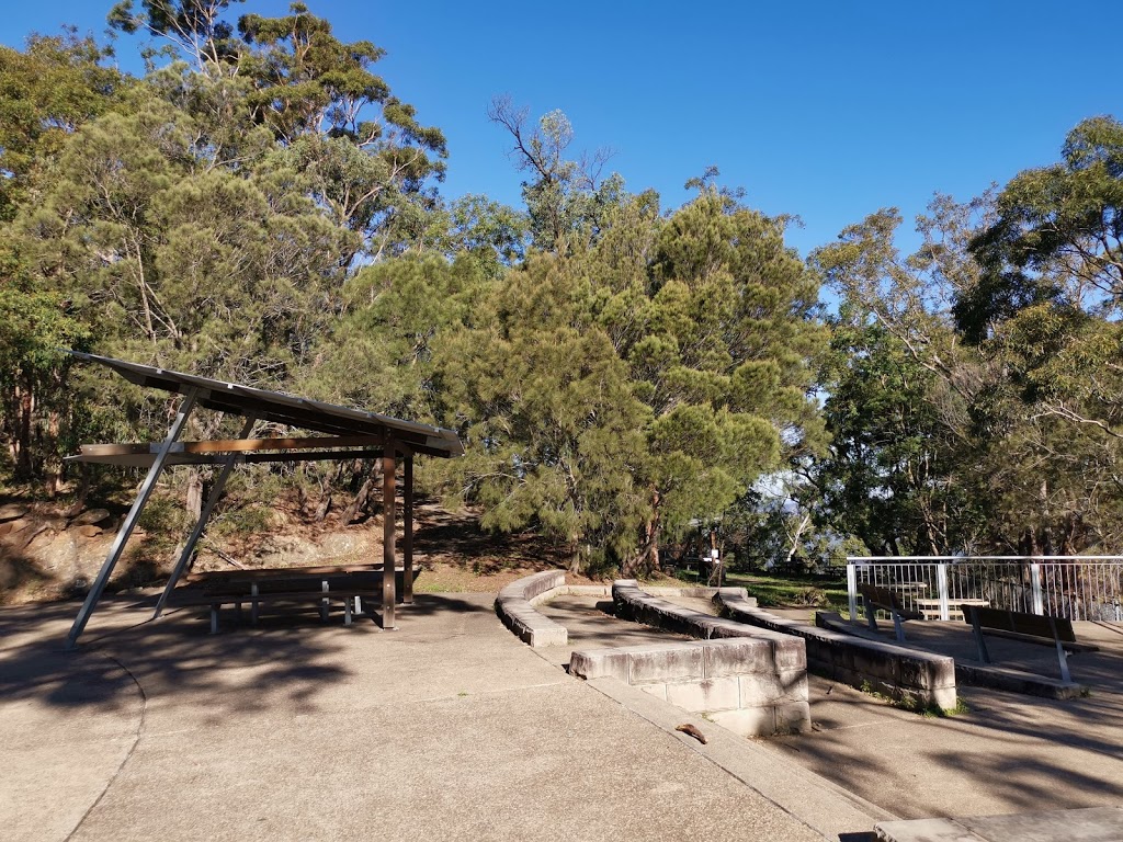 Burragorang Lookout | Burragorang Rd, Nattai NSW 2570, Australia | Phone: (02) 4632 4500