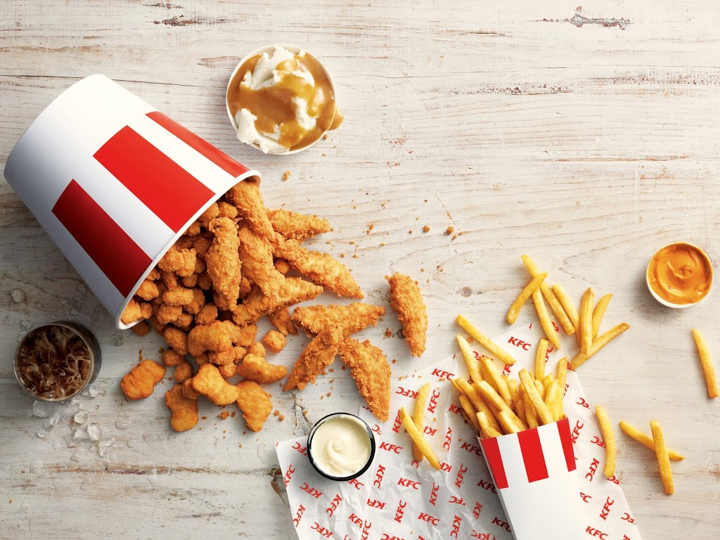 KFC Tuggeranong | 134-170 Reed St S, Greenway ACT 2900, Australia | Phone: (02) 6293 1400