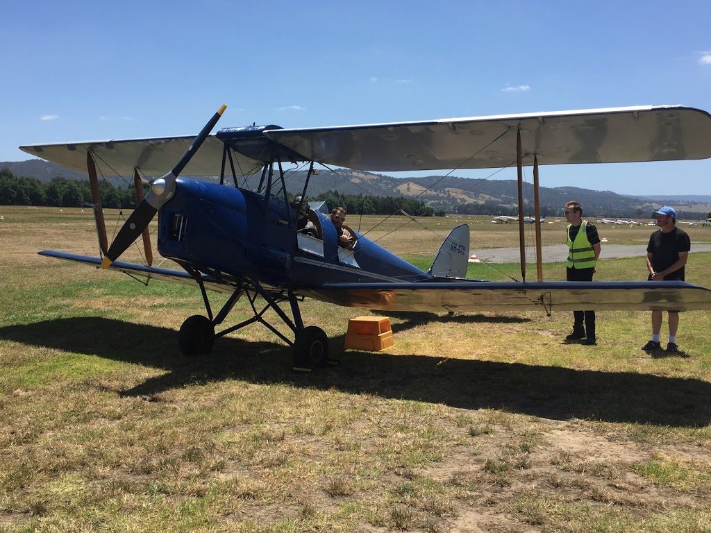 Alpine Air Charters, Yarra Valley |  | 13 MacIntyre Ln, Yering VIC 3775, Australia | 0397391211 OR +61 3 9739 1211