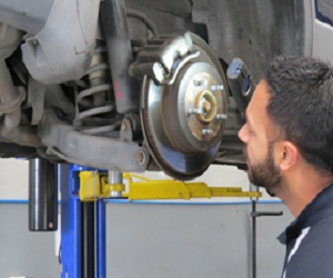 Roxburgh Park Auto Repair Centre | car repair | 15 Zakwell Ct, Coolaroo VIC 3048, Australia | 0393080851 OR +61 3 9308 0851