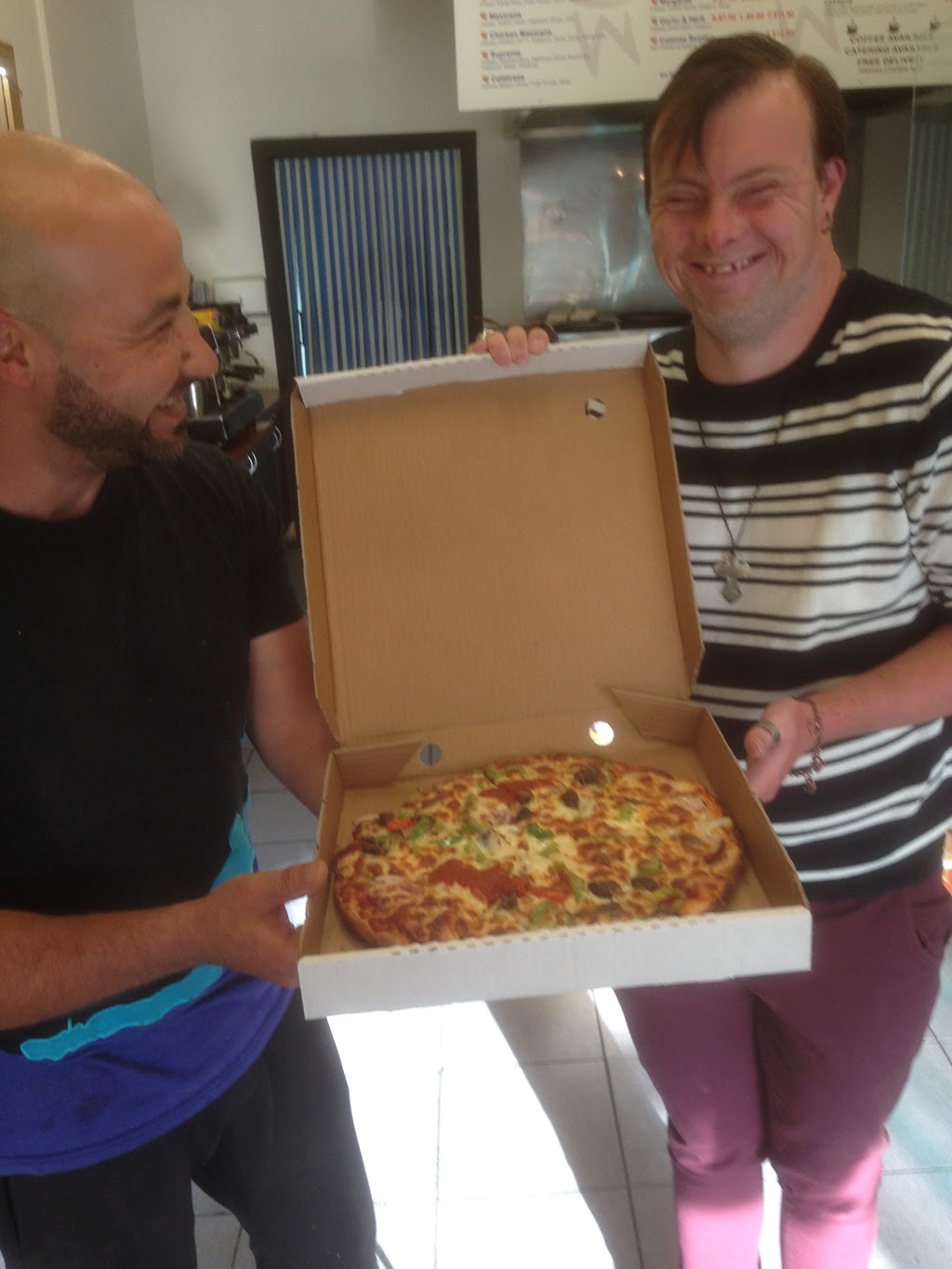 Coburg pizza | meal delivery | 254 Sydney Rd, Coburg VIC 3058, Australia | 0393837555 OR +61 3 9383 7555