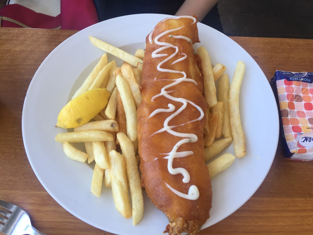 Fishy Fishy | restaurant | 3/80-84 Ballina St, Lennox Head NSW 2478, Australia | 0266875599 OR +61 2 6687 5599
