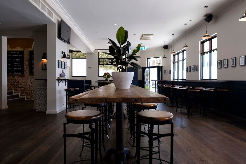 Salisbury Hotel | restaurant | 118 Percival Rd, Stanmore NSW 2048, Australia | 0295691013 OR +61 2 9569 1013