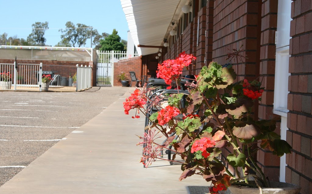 The Plains Motor Inn | 111 Conadilly St, Gunnedah NSW 2380, Australia | Phone: (02) 6742 2511