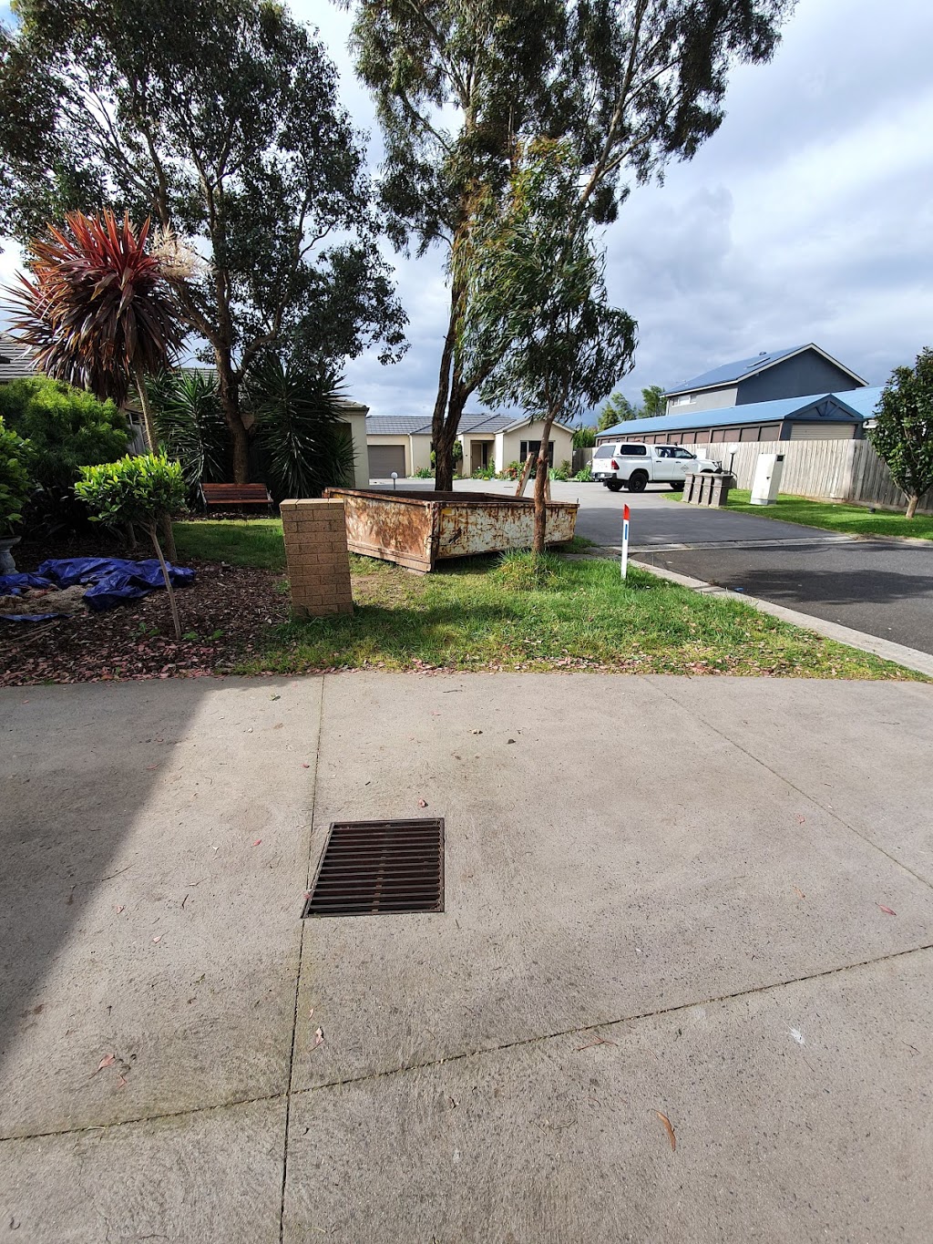 A Smile Bin Hire | 7 Dilkara Ct, Frankston VIC 3199, Australia | Phone: 0409 775 500