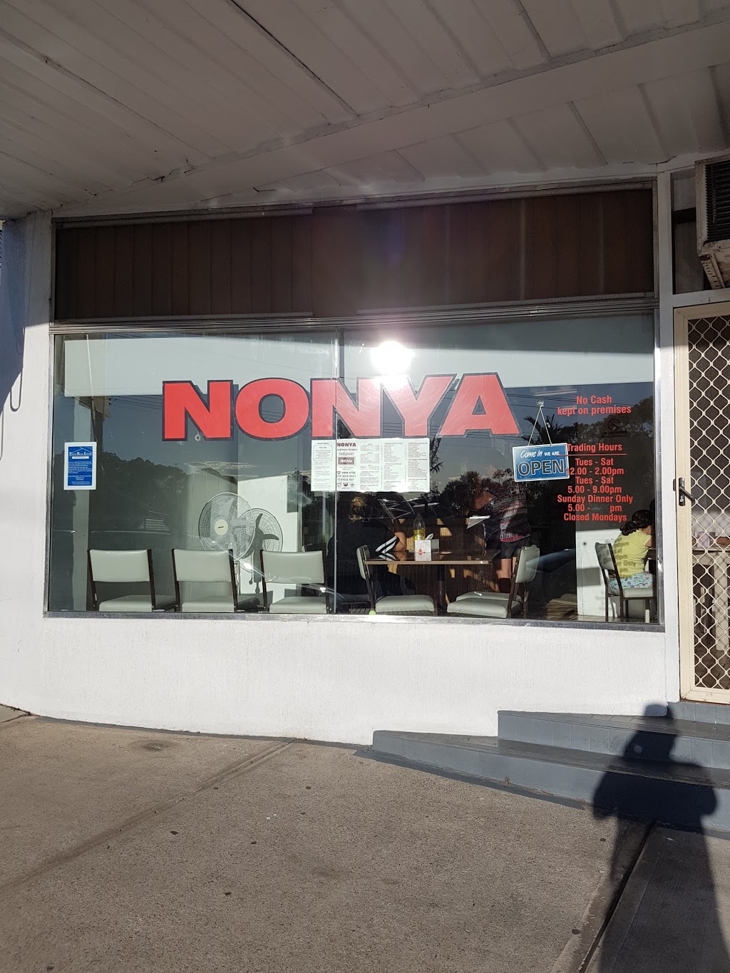 Nonya Malaysian Chinese Takeaway | meal takeaway | 272 Main Rd, Fennell Bay NSW 2283, Australia | 0249504722 OR +61 2 4950 4722