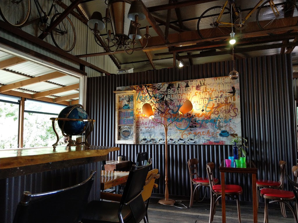 The Birds And The Beans | cafe | 114 Burnett St, Buderim QLD 4556, Australia