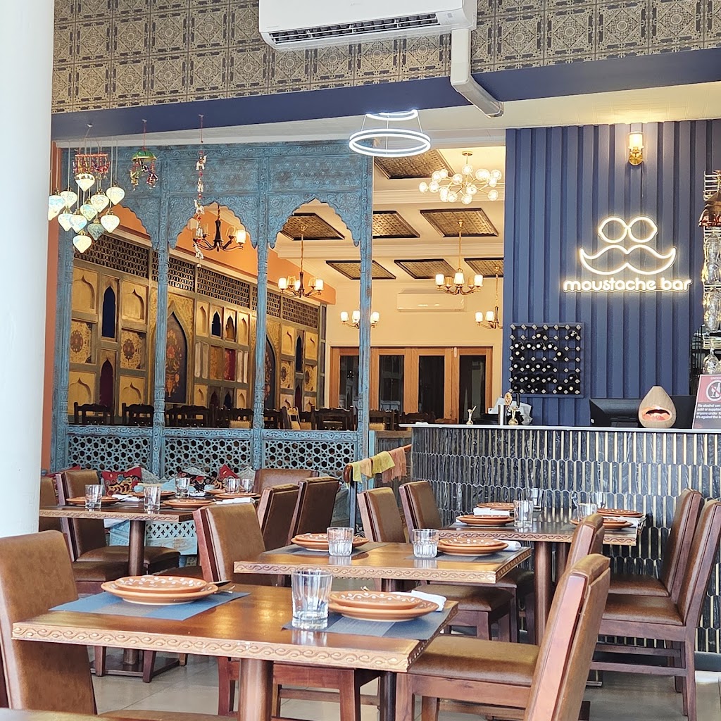 THE INDIAN TOWN | 323 High St, Maitland NSW 2320, Australia | Phone: (02) 4933 4363