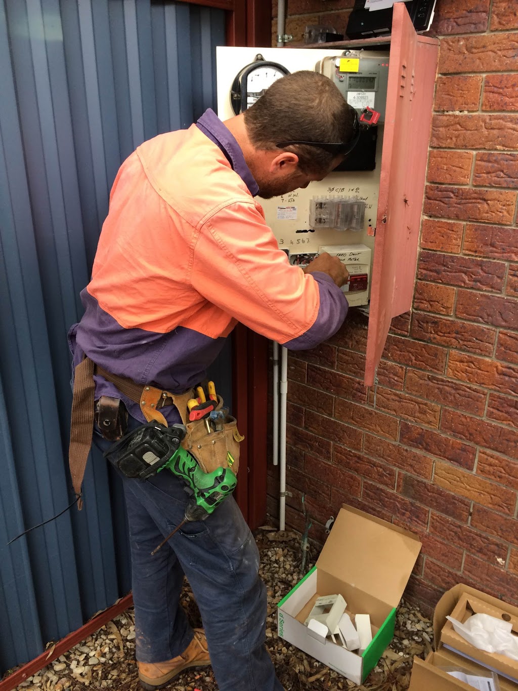 QLD Electrical & Solar - Electrician, Solar Installation, Repair | 237 Victoria Ave, Margate QLD 4019, Australia | Phone: 0426 298 810