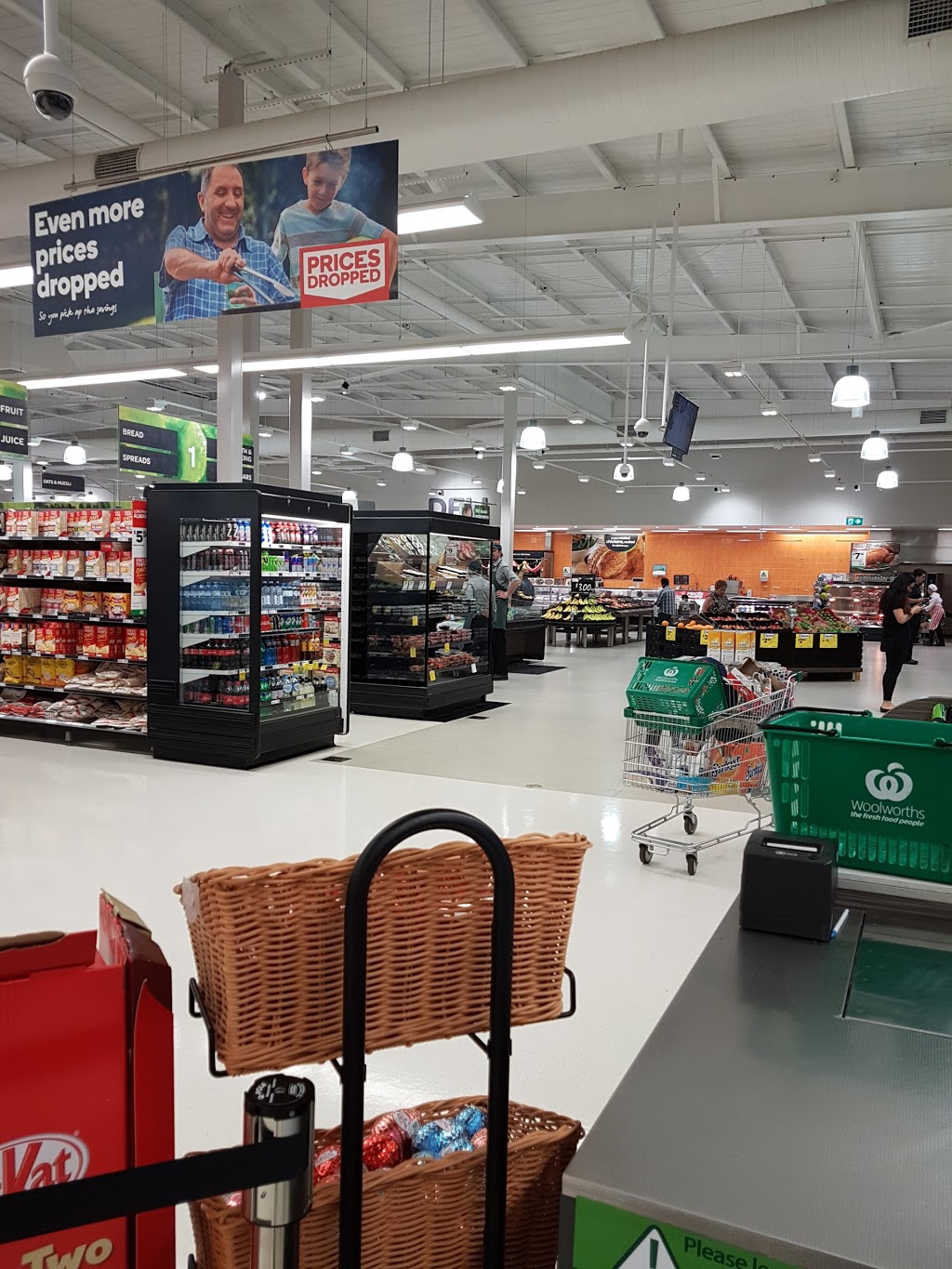 Woolworths Tarneit Gardens | supermarket | Tarneit Gardens, 747 Tarneit Rd, Tarneit VIC 3029, Australia | 0387343622 OR +61 3 8734 3622