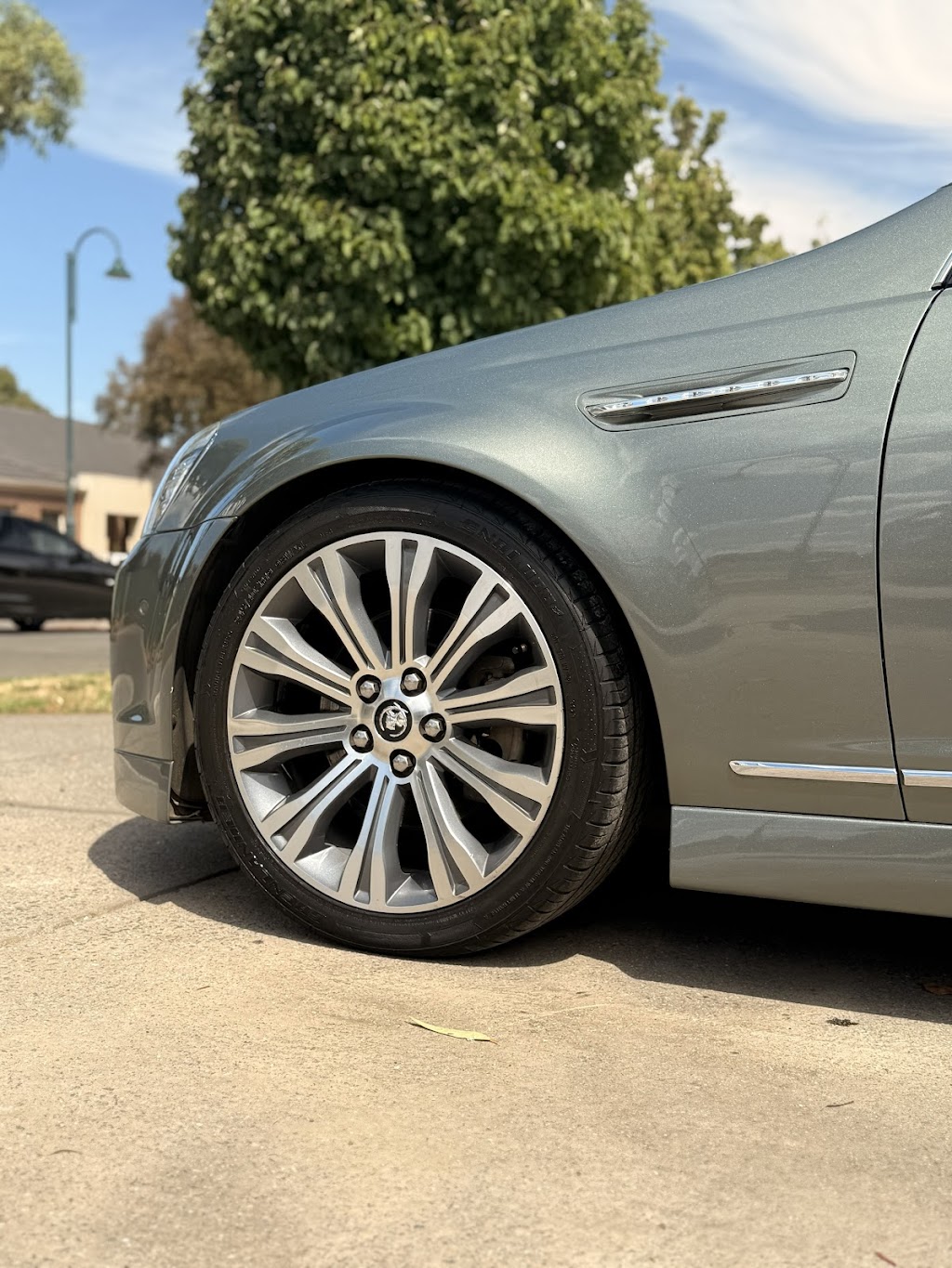 D-Luxe Detailing | 20 Coventry St, Miners Rest VIC 3352, Australia | Phone: 0490 187 451