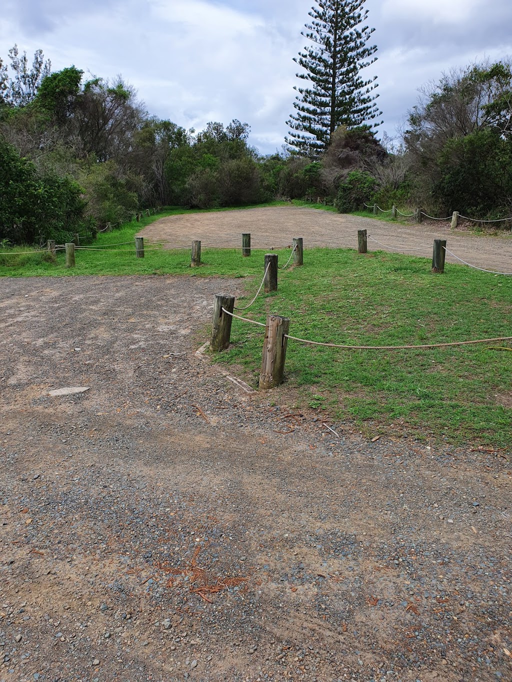 Santa Barbara Picnic Area | park | Santa Barbara Access Trail, Forster NSW 2428, Australia