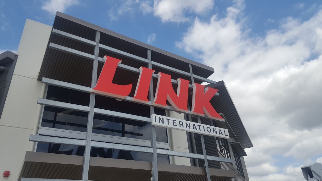 Link International | car repair | 38 Business St, Yatala QLD 4207, Australia | 0733825000 OR +61 7 3382 5000