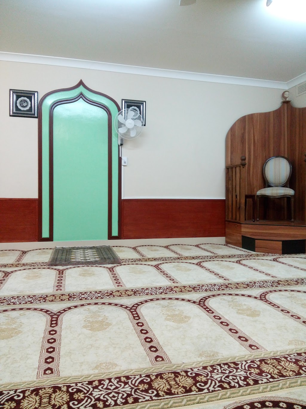 Warwick Farm Musallah | mosque | 6/12/14 Hume Hwy, Warwick Farm NSW 2170, Australia