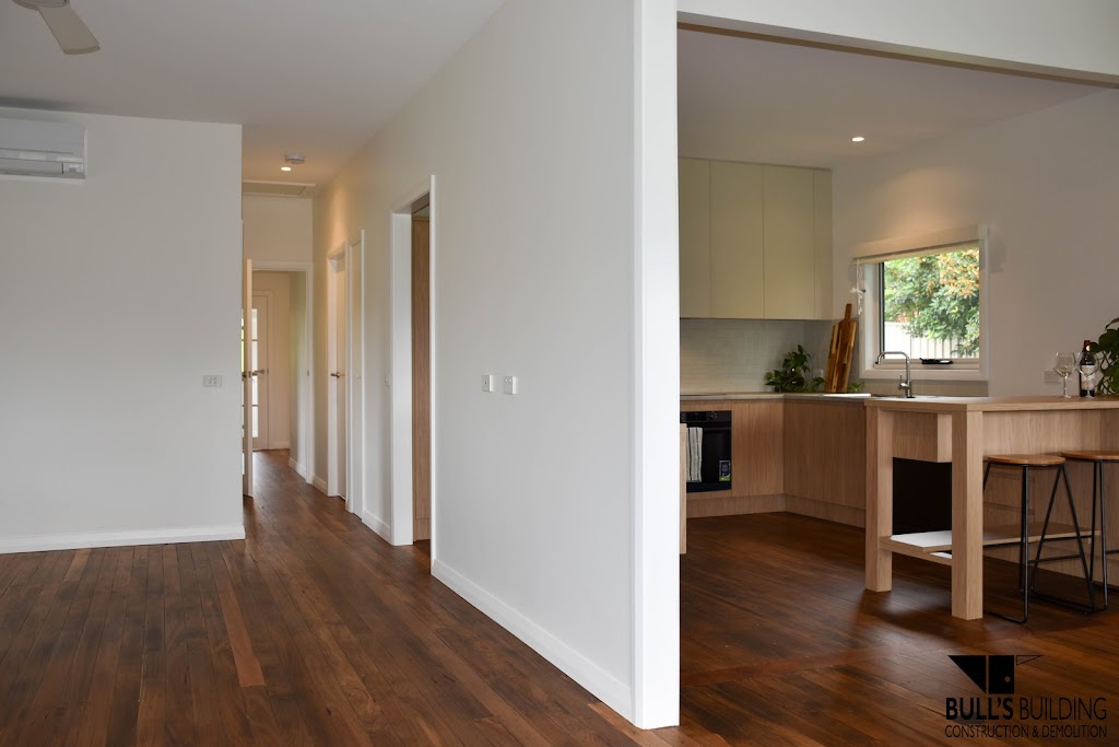 Bulls Building Construction & Demolition | 68 Songlark St, Bermagui NSW 2546, Australia | Phone: 0488 676 484