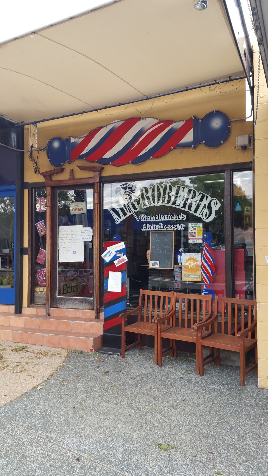 Mr Roberts Gentlemens Hairdresser | 1401 Logan Rd, Mount Gravatt QLD 4122, Australia | Phone: (07) 3343 5764